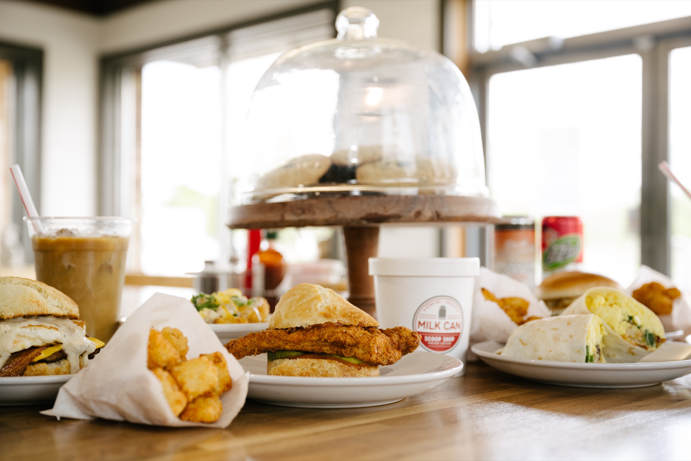 Great Burgers and Custard, Dine In